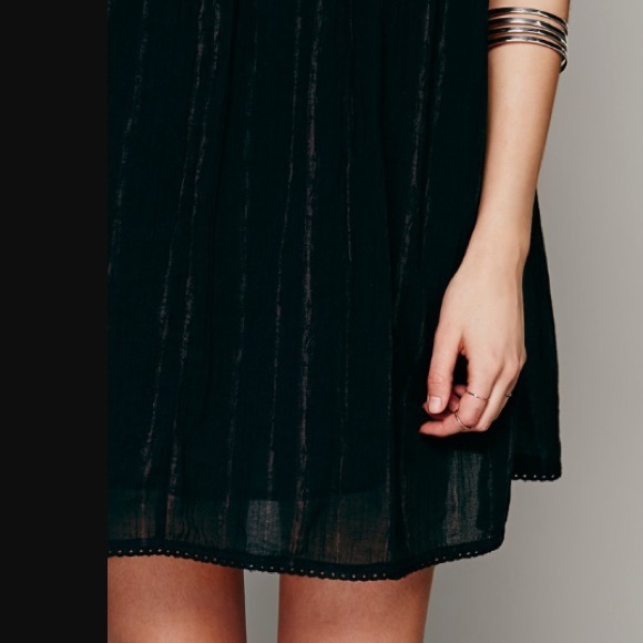 Free People Aztec embroidered & beaded dress NWOT - Picture 4 of 9