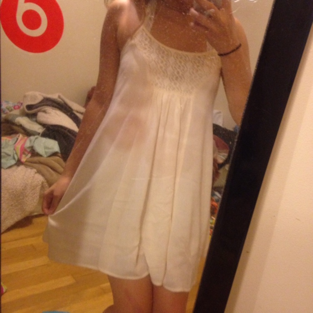 White lace dress