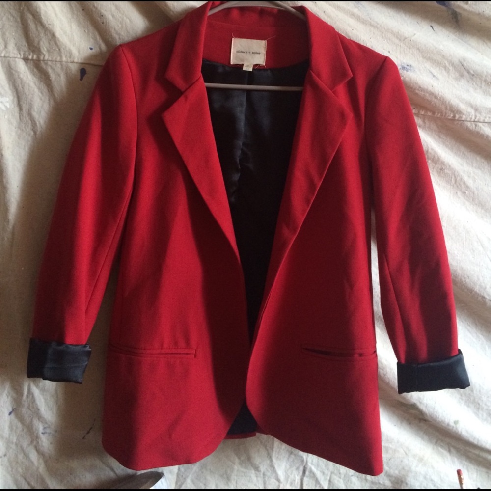 SILENCE + NOISE Urban Outfitters RED blazer
