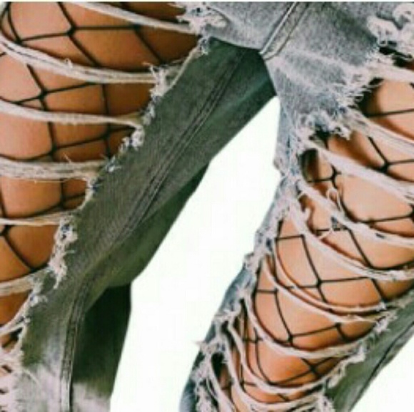 [S|M|L] Chic Black Fishnet Pantyhose - Picture 2 of 4