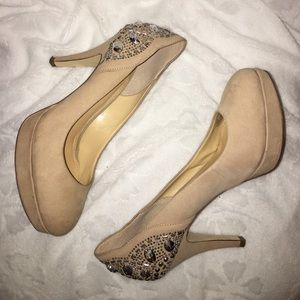 Gianni Bini Beige Heel