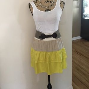 New Banana Republic Tan & Yellow Skirt Size 10