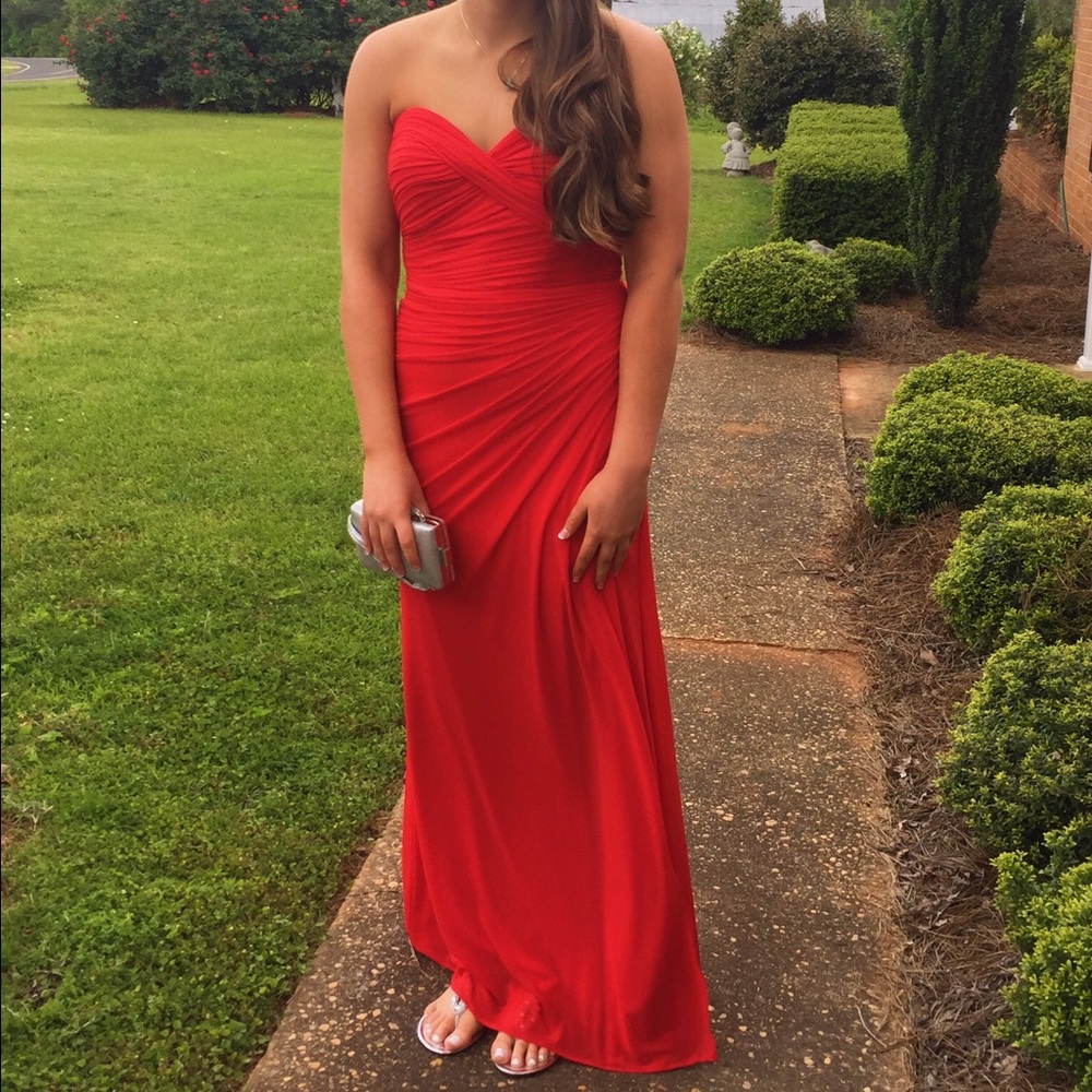 red strapless La Femme prom dress