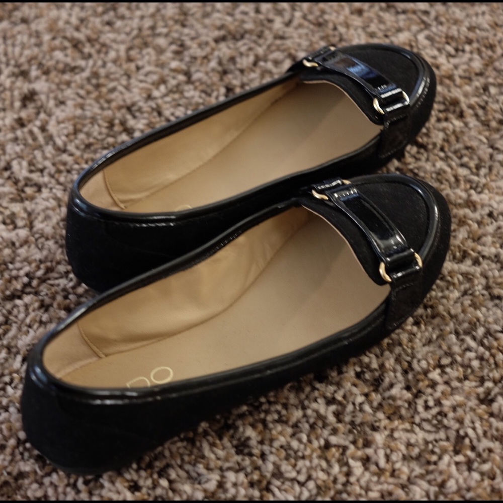 🌞Moving SALE‼️Aldo flats