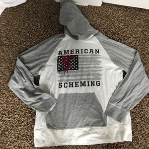 Ecko unlit. Sweat shirt