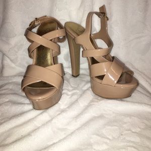 Jessica Simpson Heel