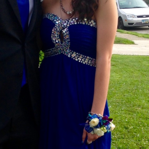 Blue prom dress for sale !! - Picture 5 of 5