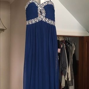 Blue prom dress for sale !!