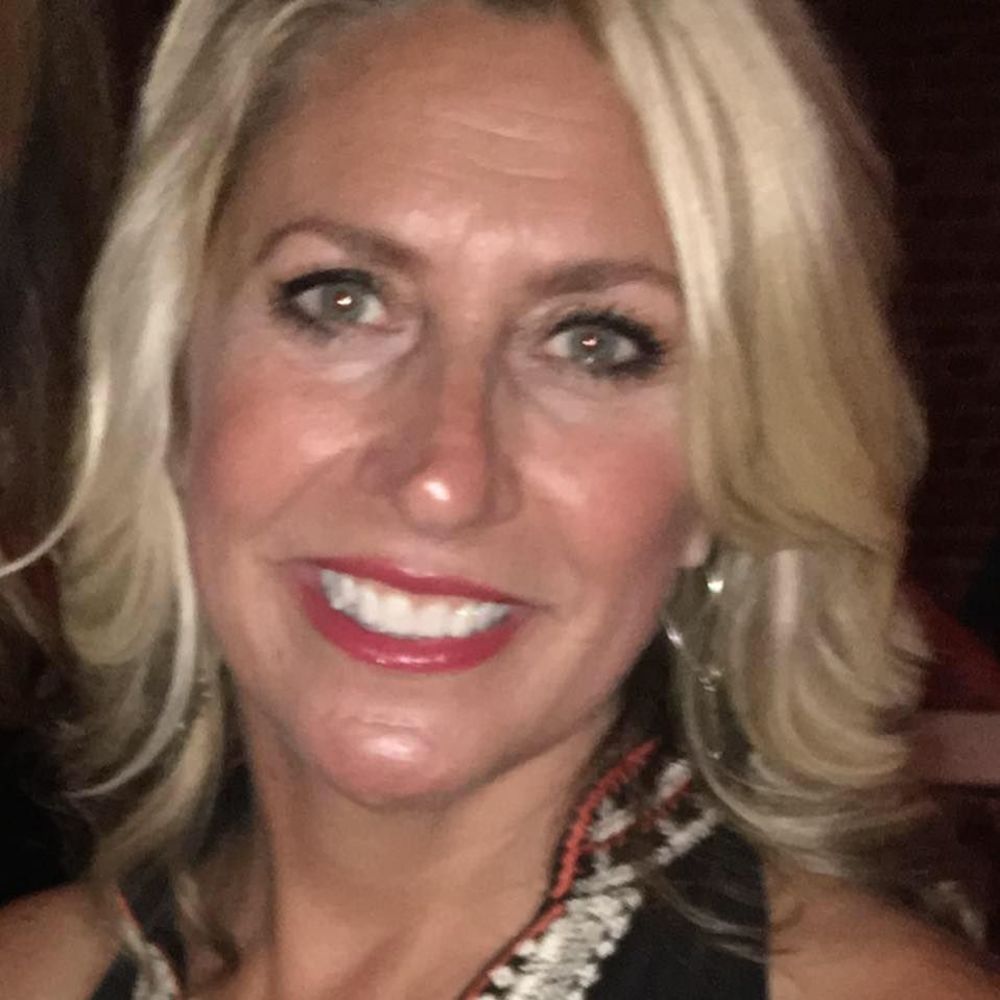 Meet your Posher, Carrie