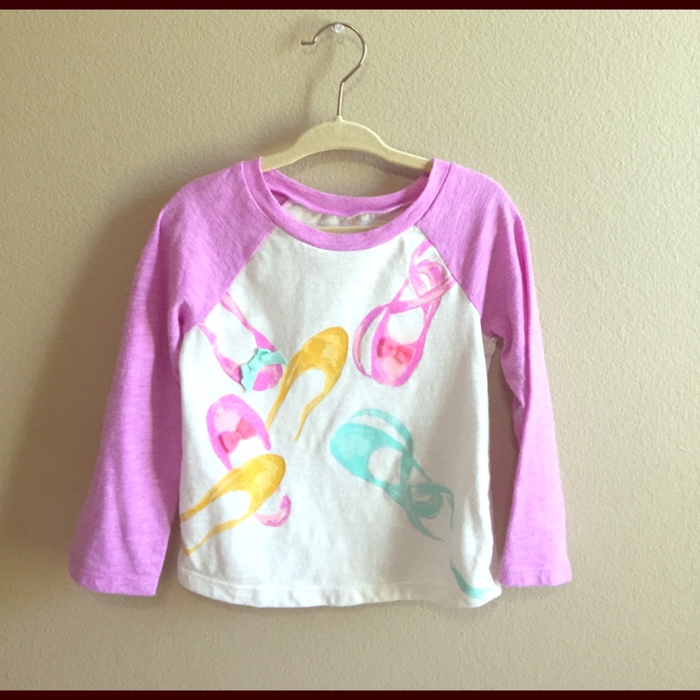 Girls top with ballet slippers and bows
