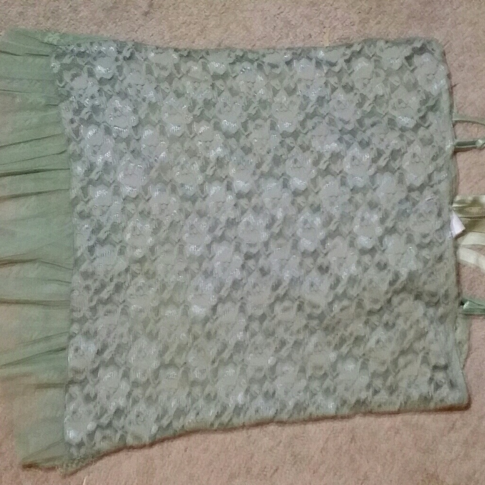 Shirt - Picture 2 of 2