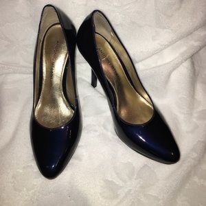 Antonio Melani Classic Navy Blue Heel