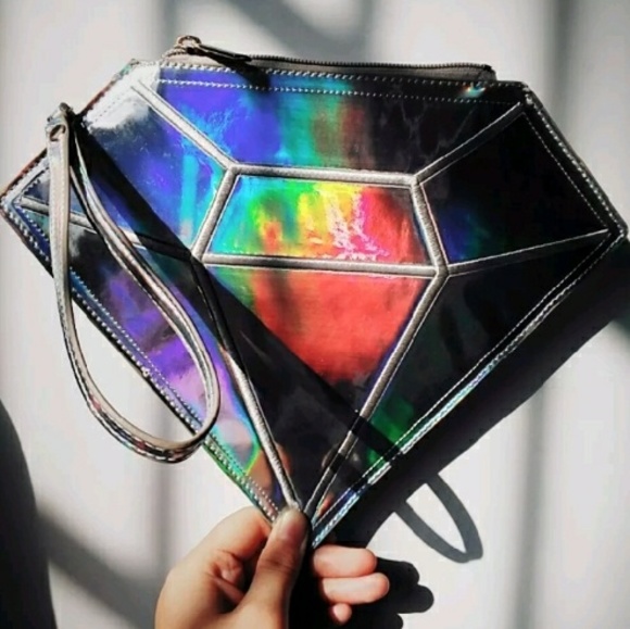💎Gorgeous Halographic Diamond Clutch/Wristlet!💎 - Picture 2 of 4