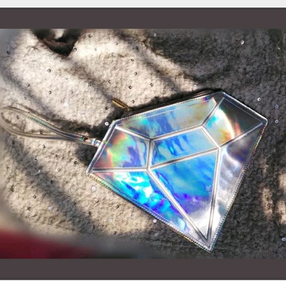 💎Gorgeous Halographic Diamond Clutch/Wristlet!💎 - Picture 3 of 4