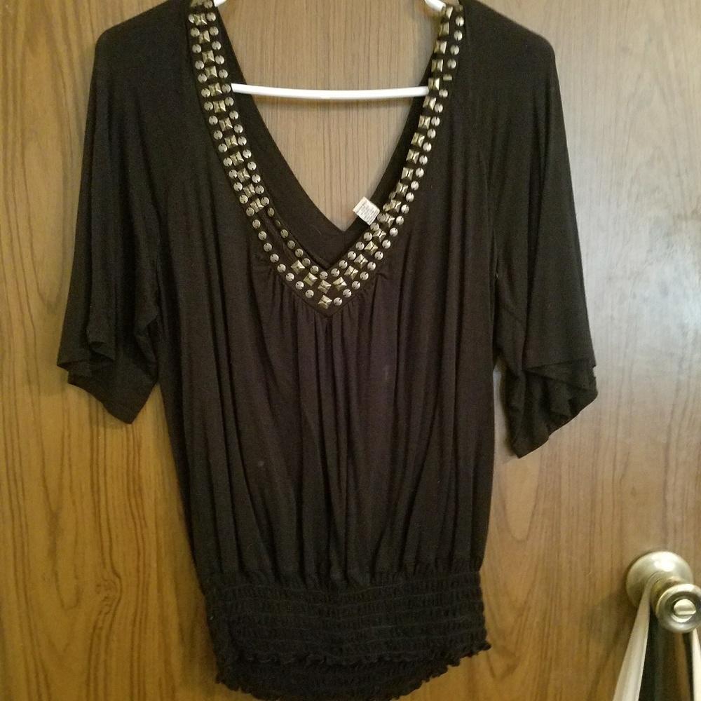 Deep V top