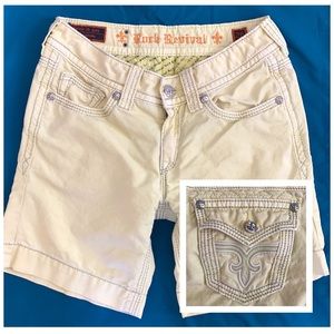 Excellent condition Rock Revival SZ 26 shorts