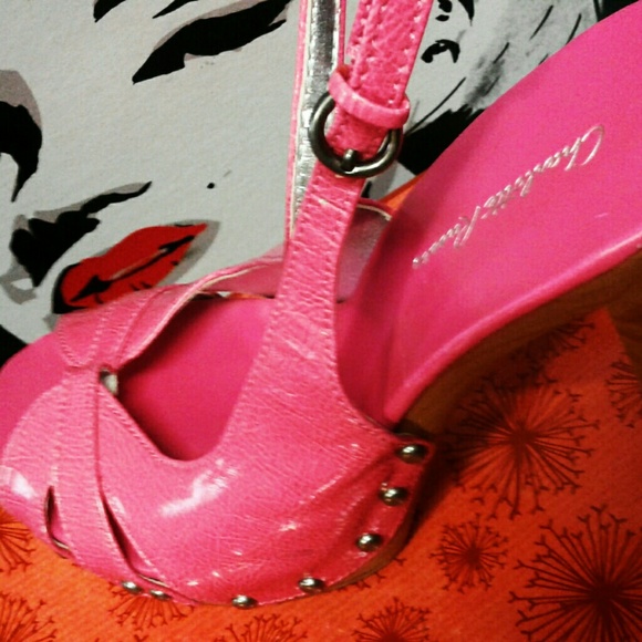 Cute pink heels - Picture 1 of 3