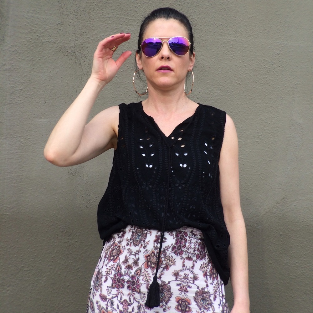 Boho Top w/Embroidery Detail - Picture 6 of 8