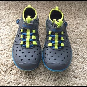 Toddler boys water shoes