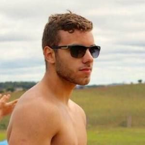 Meet your Posher, Tiago