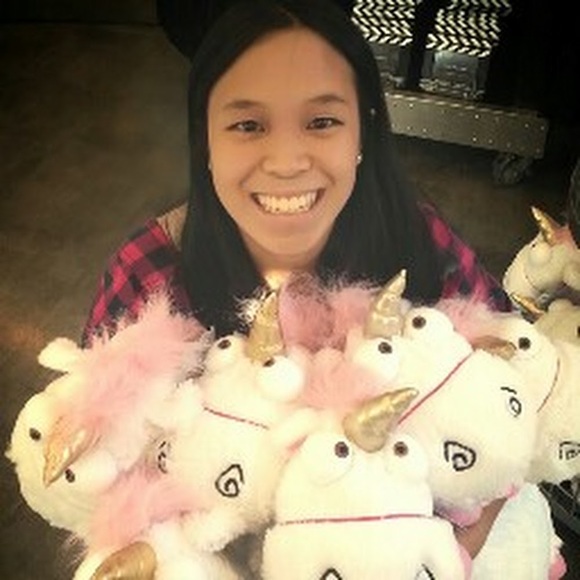 Meet your Posher, Kimberly - Picture 1 of 1