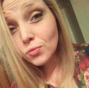 Meet your Posher, Leanna