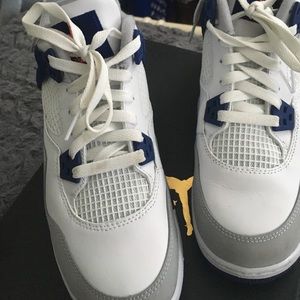 Air Jordan 4 retro
