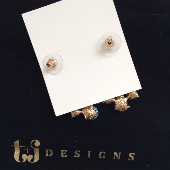 NWT Statement chandelier earrings - Picture 2 of 3