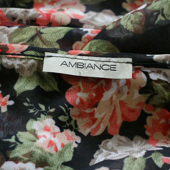 Kimono - Picture 2 of 2