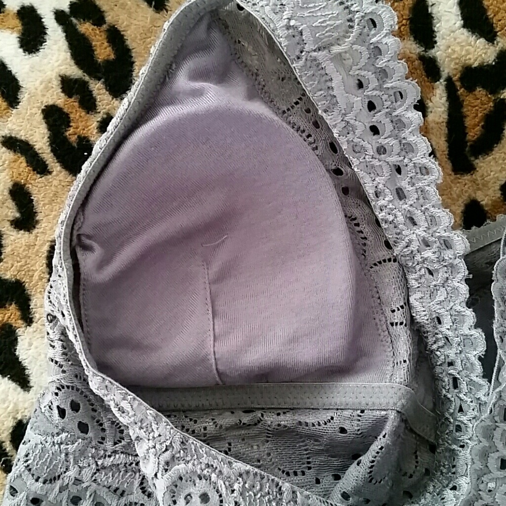 Adorable Bralette - Picture 3 of 4