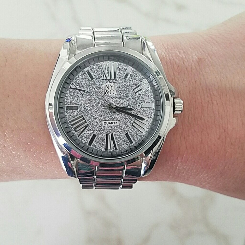 Silver quartz watch