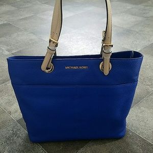 *NWOT* MICHAEL KORS TOTE