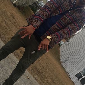 Meet your Posher, Henry