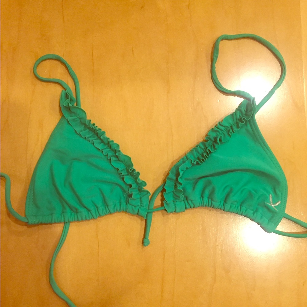 2 Chillies Ruffled Bikini Size Small (Byron Bay) - Picture 2 of 6