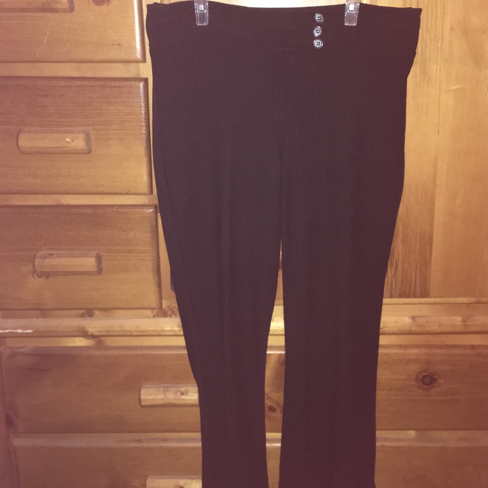 Straight leg Poly/Spandex dress pants