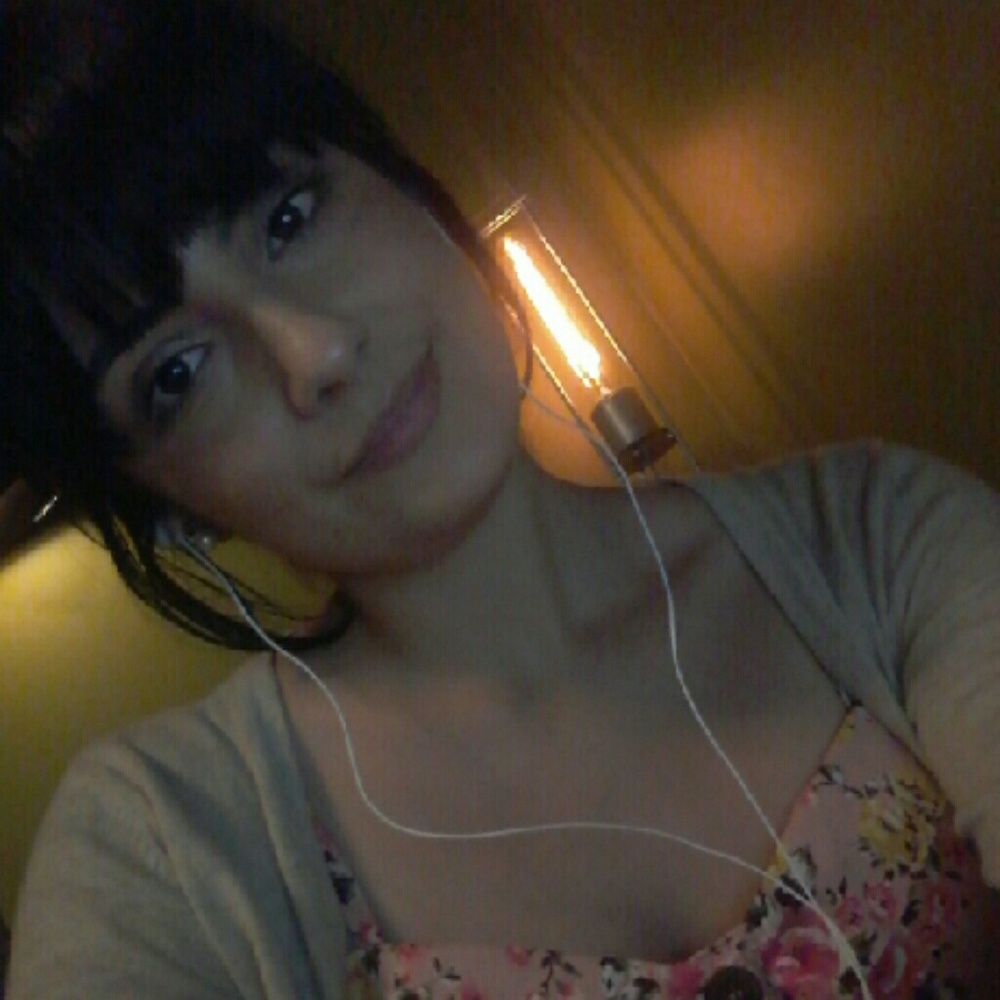 Meet your Posher, Ivette