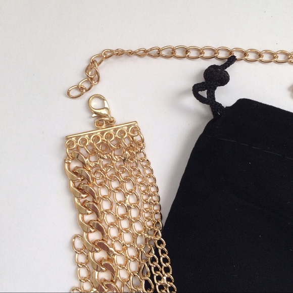 Gold tone multi chain necklace - Picture 4 of 4