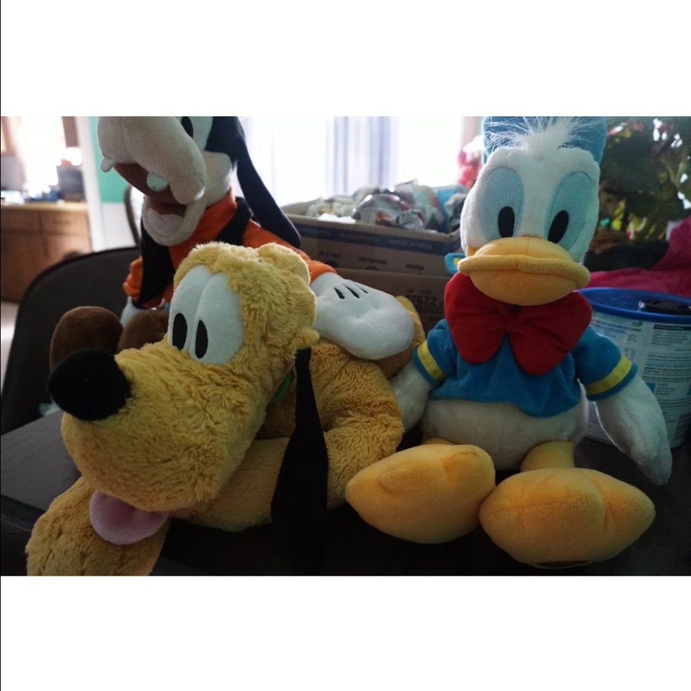 Disney Mickey Mouse pals 3 medium sized plush