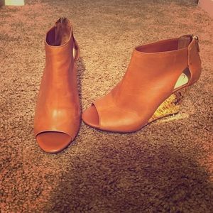 Jessica Simpson Open Toe Wedge Bootie-8.5