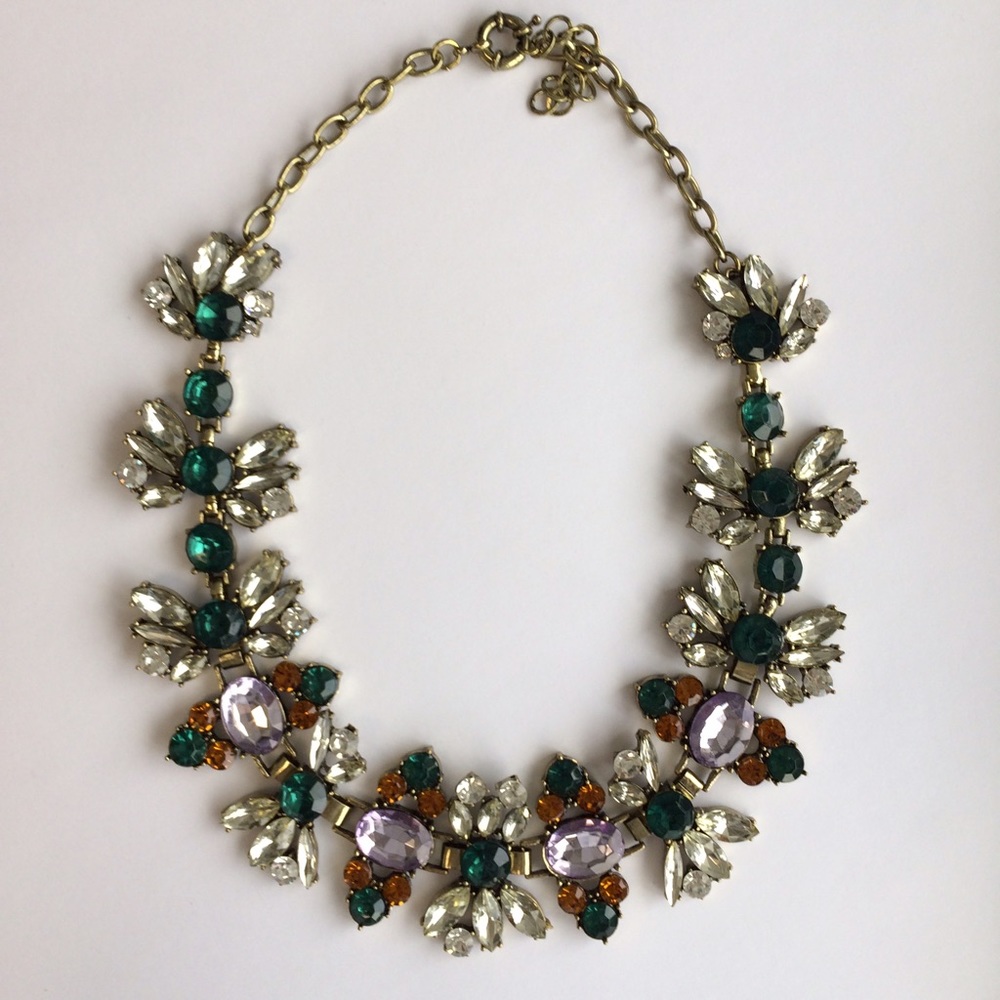 Host Pick! Stunning statement necklace - Picture 3 of 7