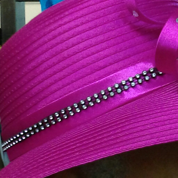 Meet your Posher, Roxanne - Picture 3 of 3