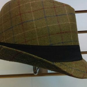 Meet your Posher, Roxanne