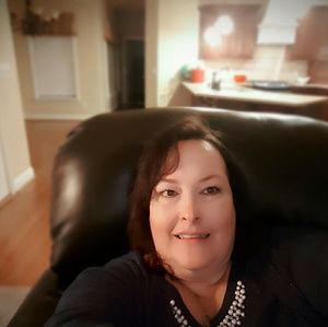 Meet your Posher, Lachelle
