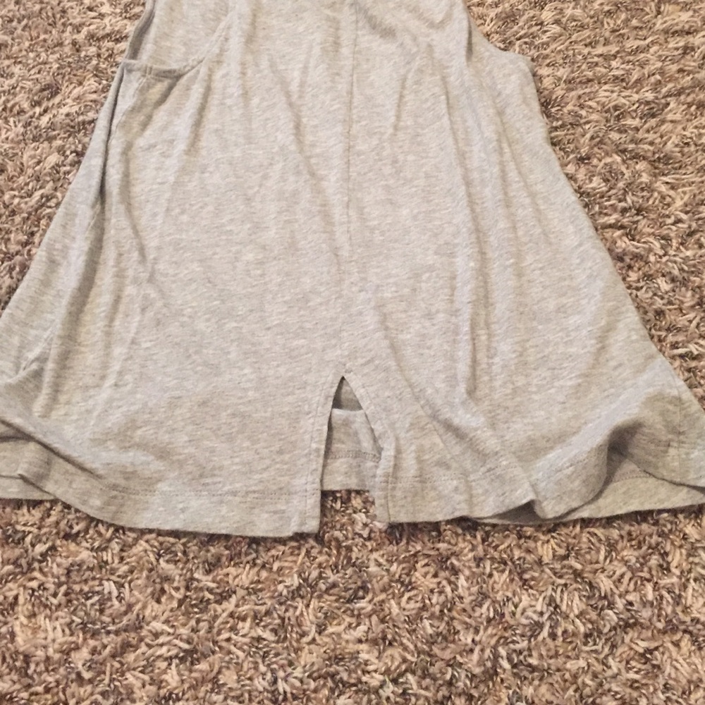 GAP tank - Picture 3 of 3
