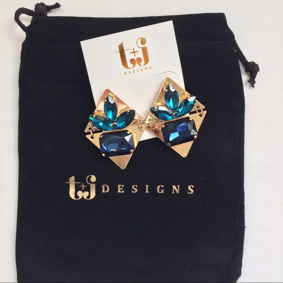 T&J Designs Jewelry - Deep blue crystals on gold tone metal plates