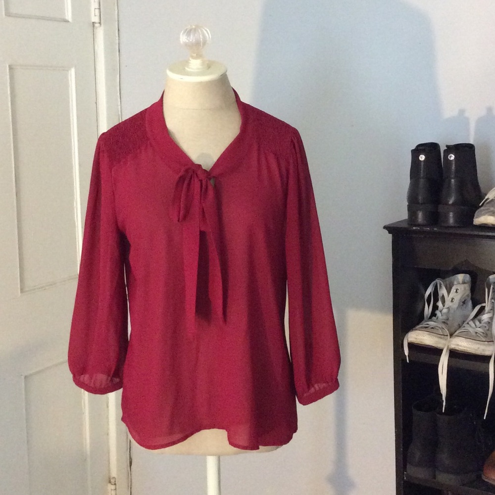 5 for $25 - Maroon blouse