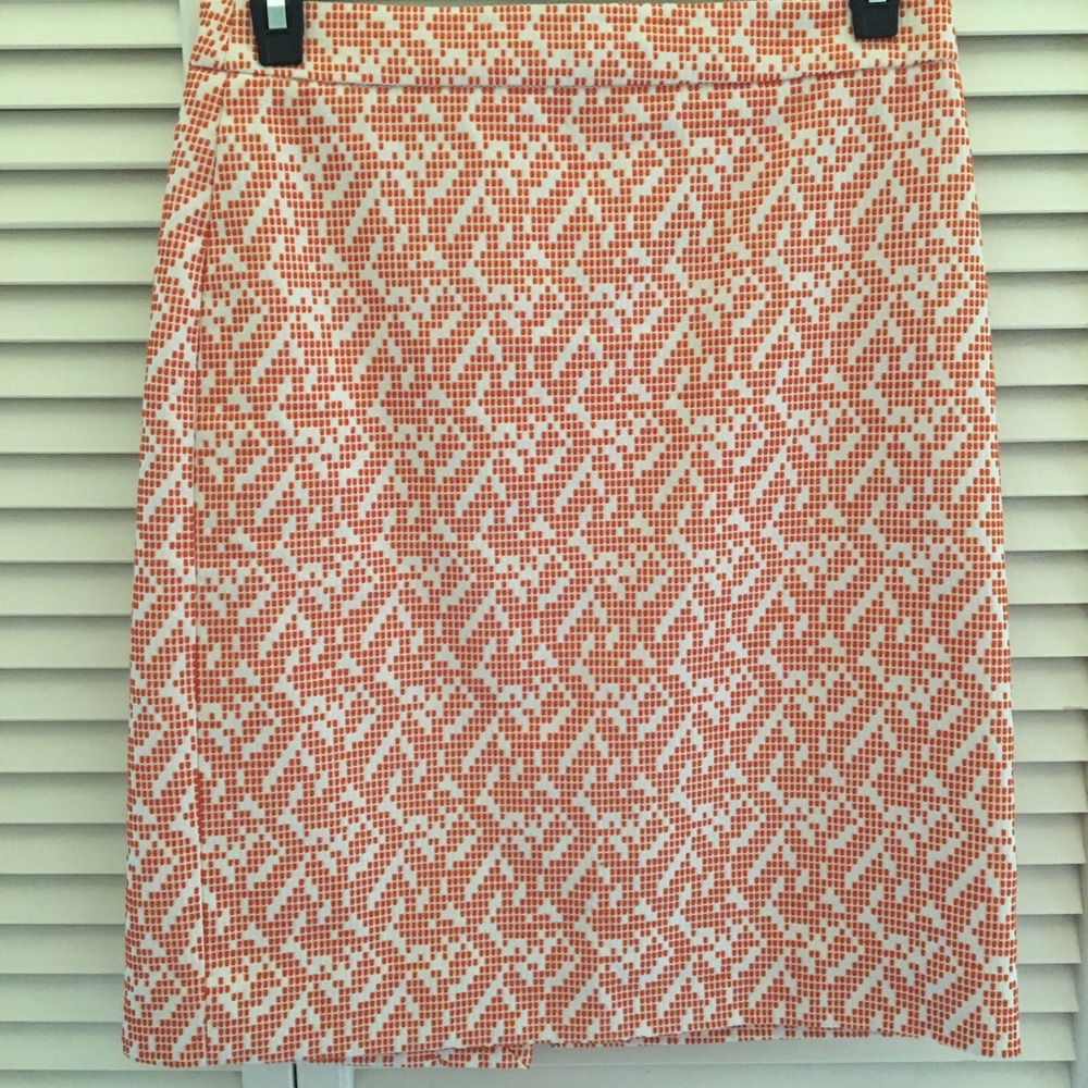 Like New J. Crew Embroidered pencil skirt 2