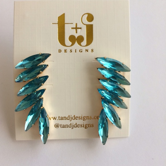 Feathered crystals earring - Picture 2 of 3