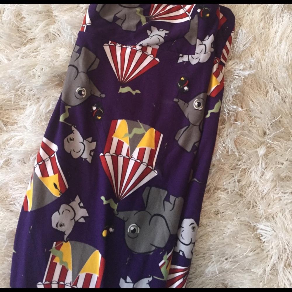 LuLaRoe TC elephant circus