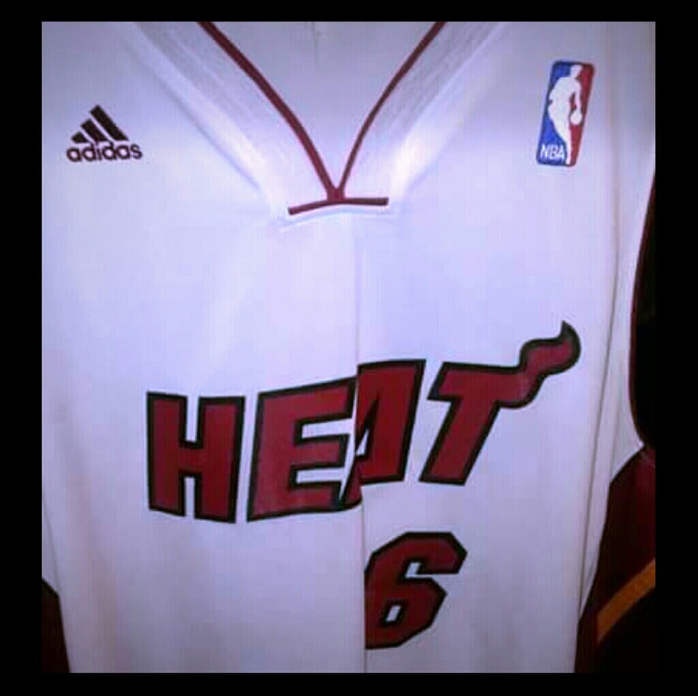 LeBron James Jersey